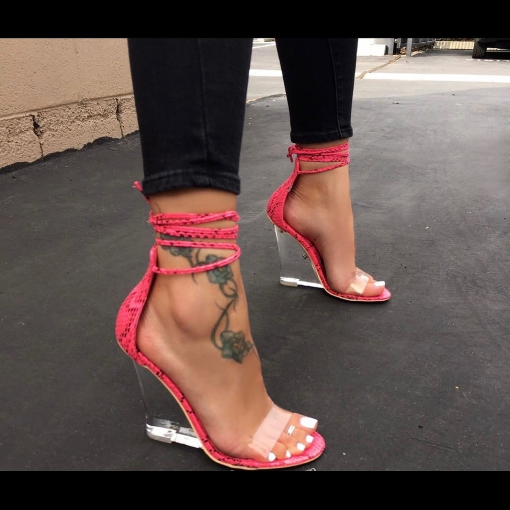 Pink wedge heels